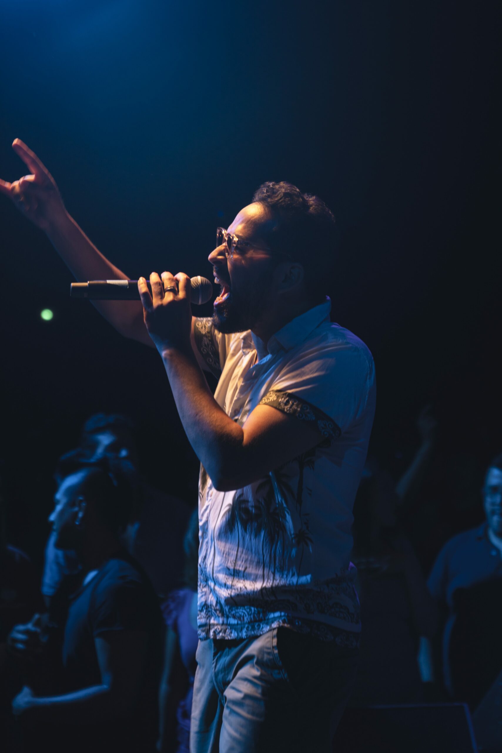 CALEÑO en concert